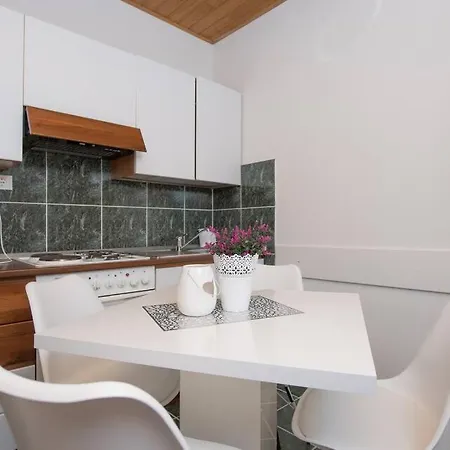 Vera I Ciro Novak 2, Sea View And Free Parking דירה ברלה